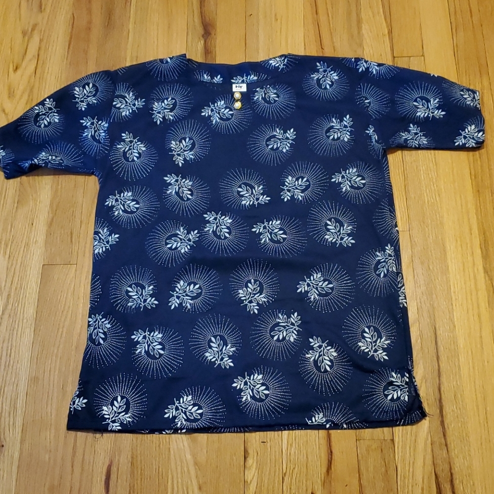 Lightweight floral spiral print blouse